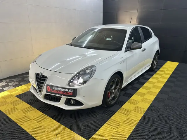 Alfa Romeo Giulietta Sprint*Sport-Kompakter*|BOSE|Bi-Xenon – Gebrauchtwagen bei Your Next Car in Ostrhauderfehn
