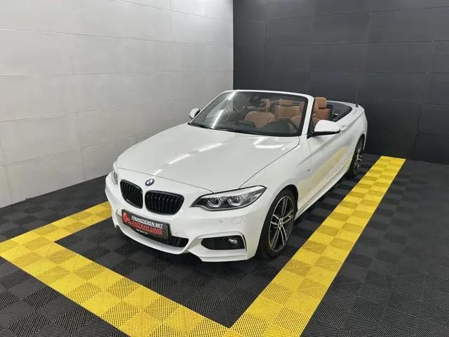 BMW 220 i M Sport+Leder+LED+SHZ+TEMP+DigiKombi+Navi – Gebrauchtwagen bei Your Next Car in Ostrhauderfehn