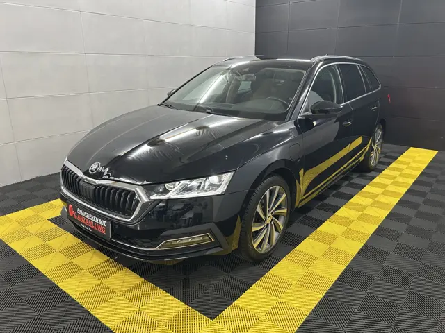 Škoda Octavia First Edition iV+ACC+Massage+Ambien+Kam – Gebrauchtwagen bei Your Next Car in Ostrhauderfehn