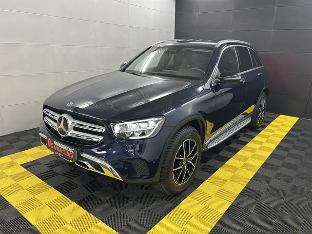 Mercedes-Benz GLC 300 e 4M Plug-in+Ahk+360°+LED+Ambiente+Kessy – Gebrauchtwagen bei Your Next Car in Ostrhauderfehn