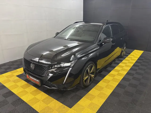 Peugeot 308 Hybrid 225 GT+ACC+LED-Matrix+360*Kam+Keyless – Gebrauchtwagen bei Your Next Car in Ostrhauderfehn