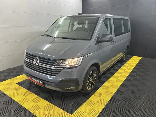 VW T6 Multivan 2.0 TDI 7-Sitze+ACC+SIDE+Kamera+AHK – Gebrauchtwagen bei Your Next Car in Ostrhauderfehn